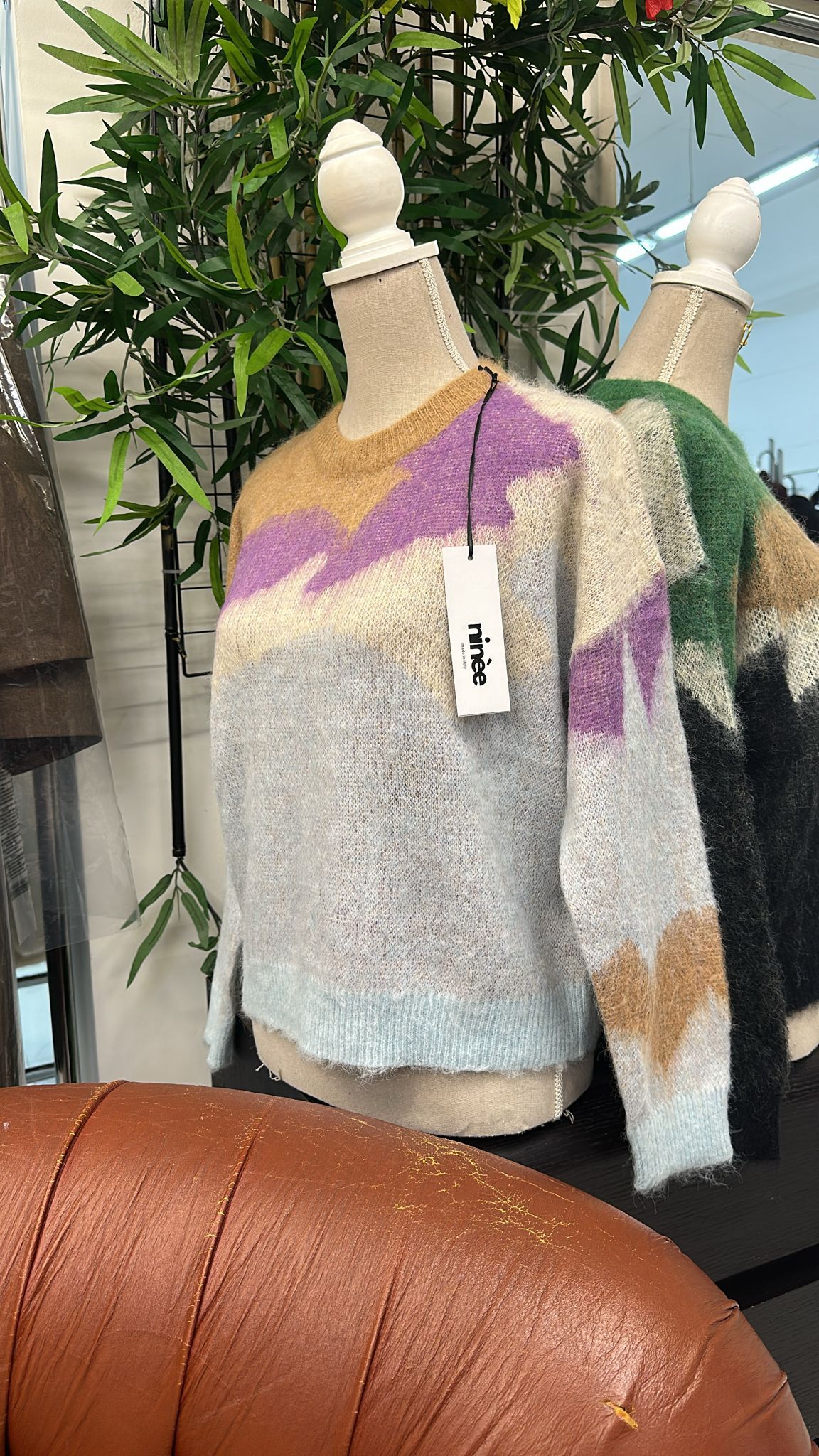 Maglione con sfumature di colori