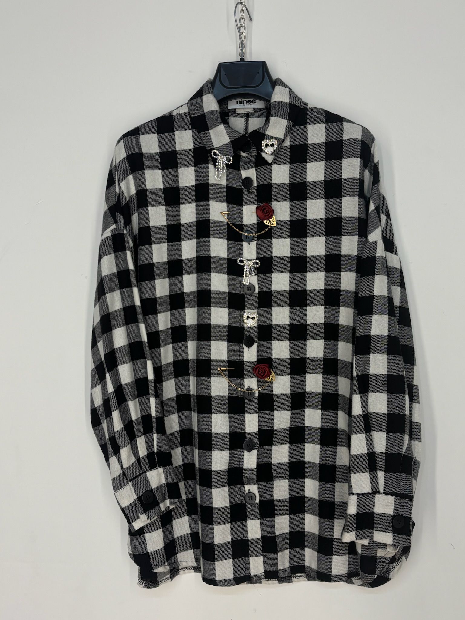 348 Camicia a quadri con spille frontali