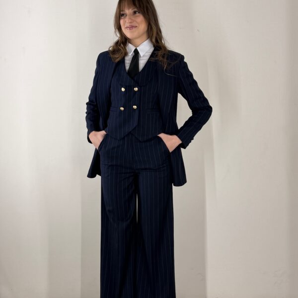 Tailleur tre pezzi gessato